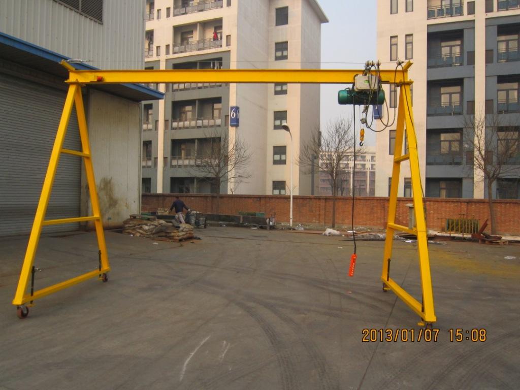 簡(jiǎn)易式移動(dòng)龍門吊