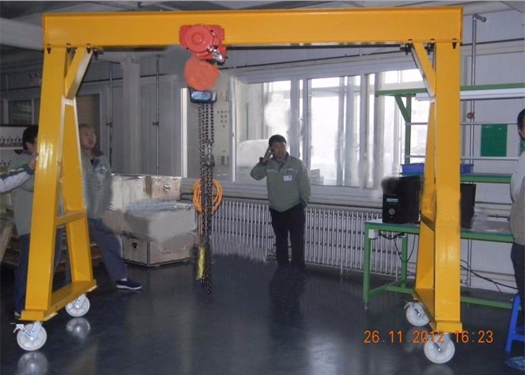 簡(jiǎn)易式移動(dòng)龍門吊